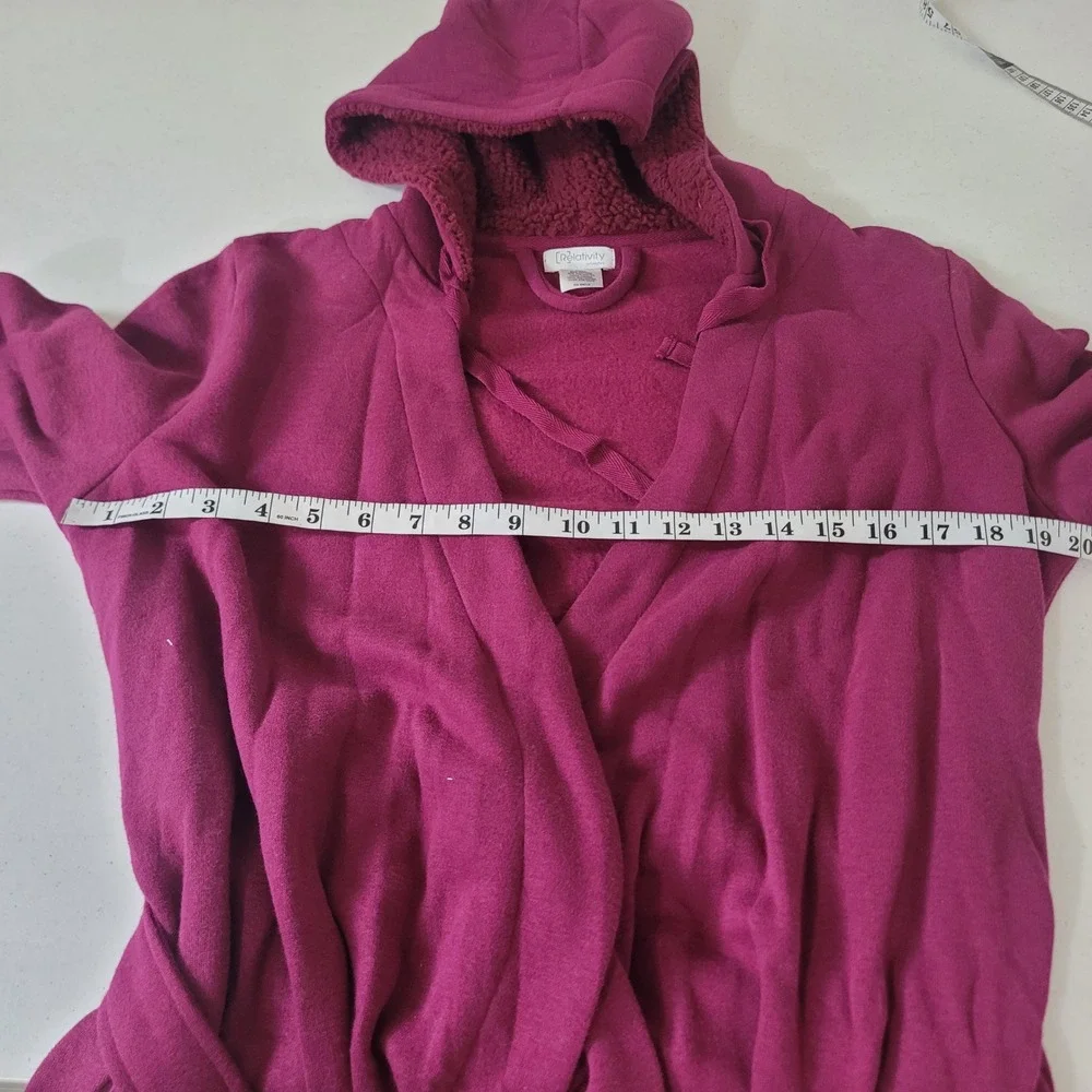 Relativity Size Medium Robe Set Womens Hooded Sherpa Trim Fleece 2-Pack RE1F173M